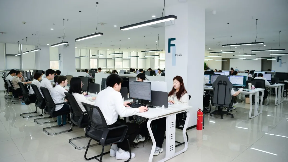 Shanghai CS outsourcing office photo 1